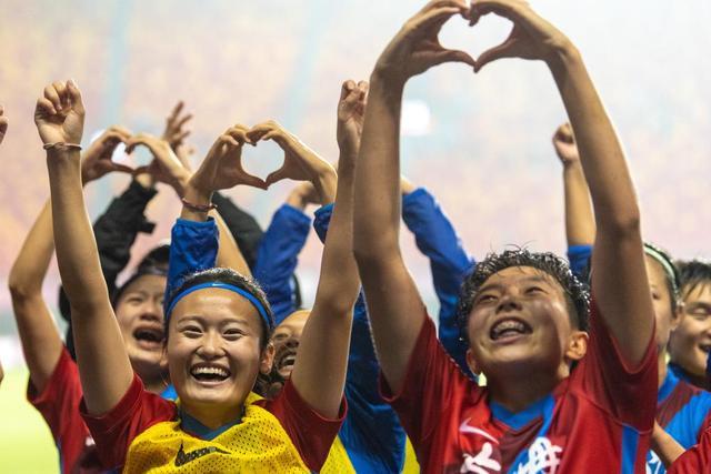 亚盈体育(中国)官方网站 - YAYING SPORTS体育视觉展示